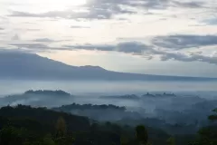 Sunrise at Punthuk Setumbu Hill.