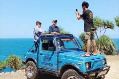 Timang Shuttle Jeep.