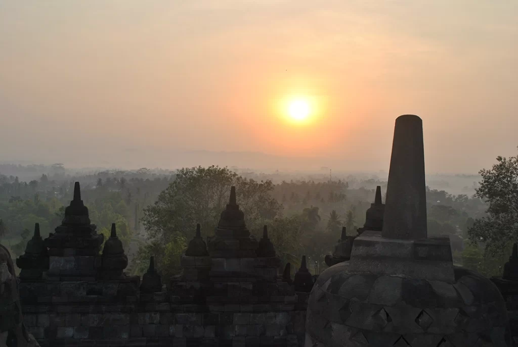 Borobudur Sunrise ticket tour package.
