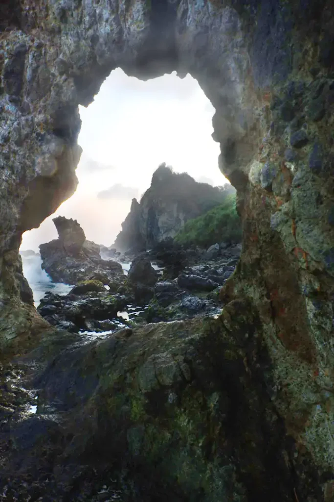 A coral rock hole in the Watulumbung area. The hole facing to west making a stunning sunset photograph.
